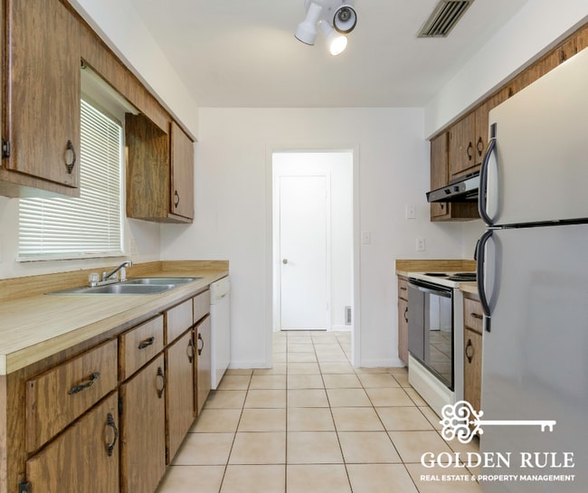 Building Photo - 2440 NW 54 Ave