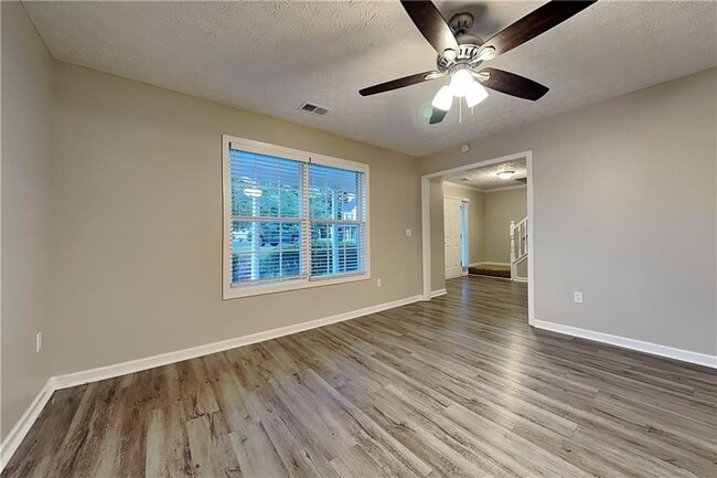 Building Photo - 1210 Webb Farm Ln