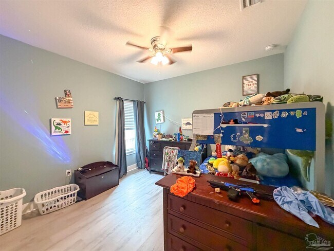 Building Photo - 12509 Windsor Dr