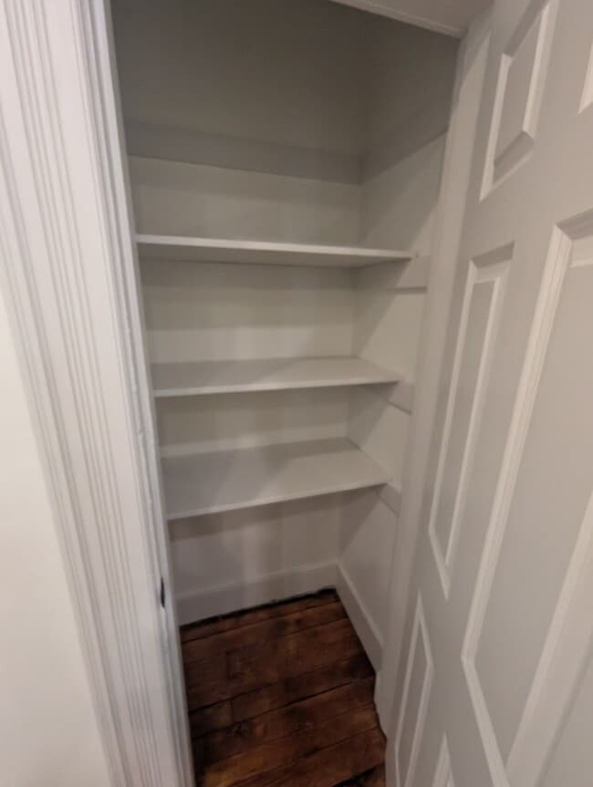 Building Photo - Gorgeous New 1 Bed 1 Bath Apartment in Historic Covington