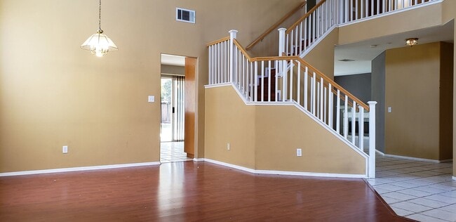 Building Photo - 7621 Kelty Dr