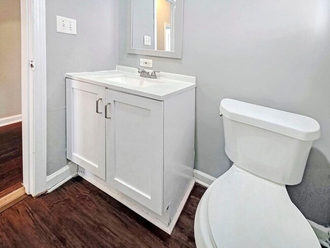 Building Photo - Recently Updated 4 Bedroom 2 Bath Ranch in the Pittsburgh area of Atlanta - Housing Vouchers Acce...