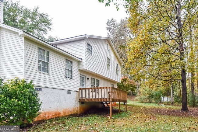Building Photo - 300 Mephisto Cir
