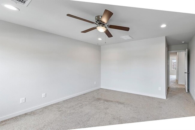 Building Photo - 15010 Eagle feather ct.