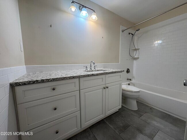 Building Photo - 69 Northrup Dr