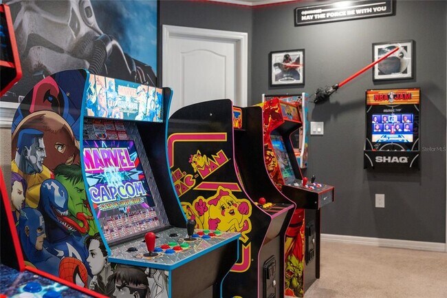 Building Photo - 7336 Oakmoss Loop