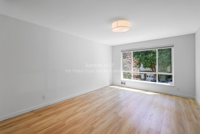 Building Photo - 1347 3rd Ave