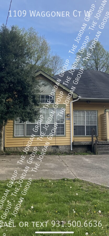 Building Photo - 1109 Waggoner Ct W