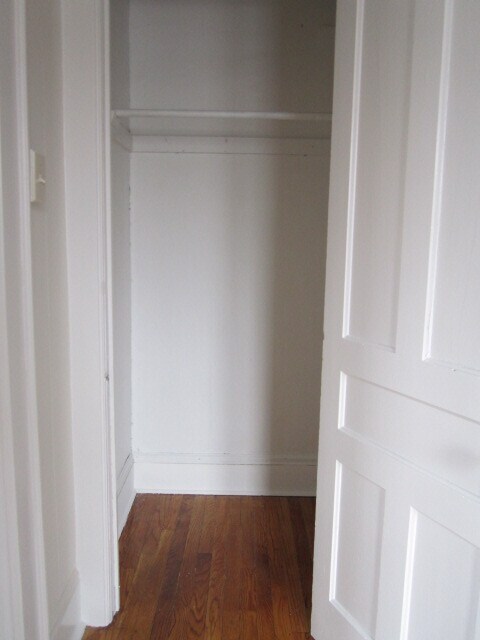 Building Photo - 448 Hawley Ave