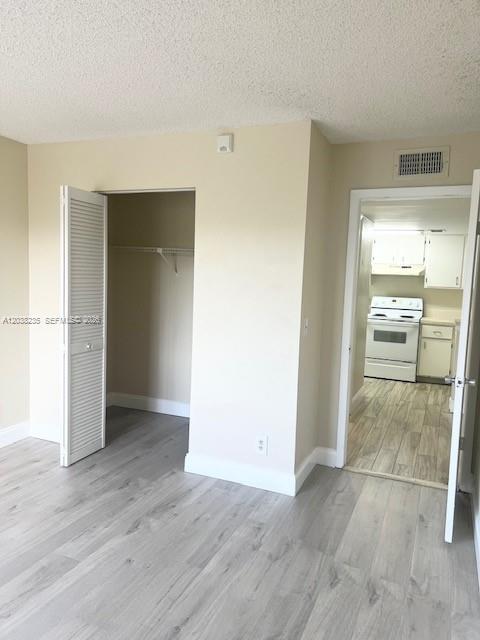 Building Photo - 10749 Cleary Blvd