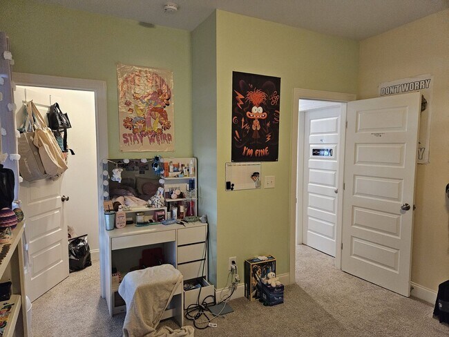 Building Photo - Gorgeous unfurnished 4 bedroom, 3.5 bath home with private pool - Wyndwater Community in Hampstead