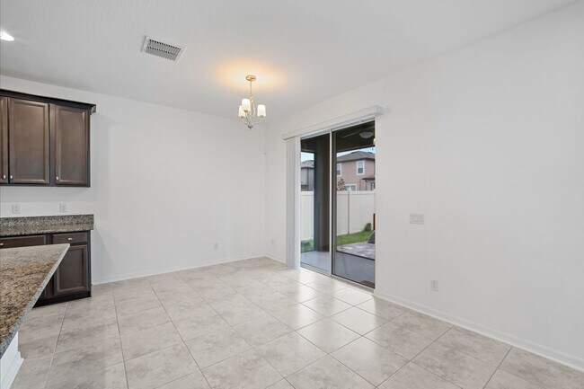 Building Photo - Now Available! 3 Bedrooms + Den, 2.5 Baths...