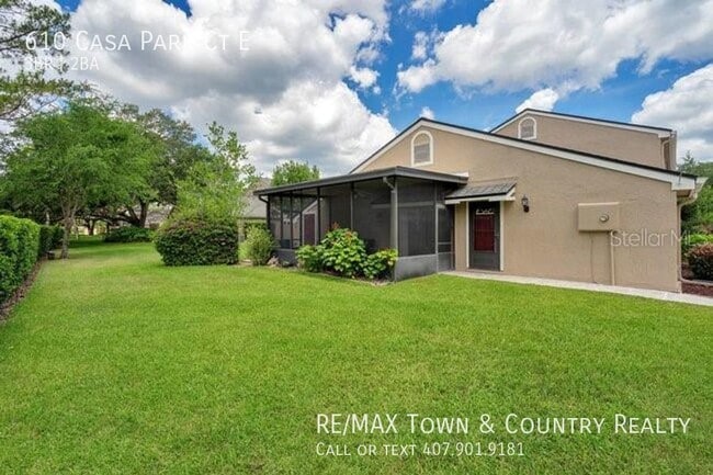 Building Photo - Casa Park Townhome For Rent in Tuscawilla!