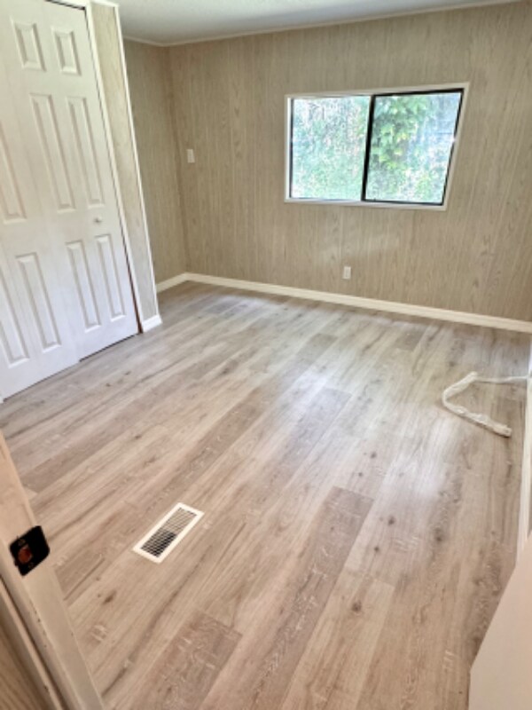 Building Photo - 525 Moose Club Rd