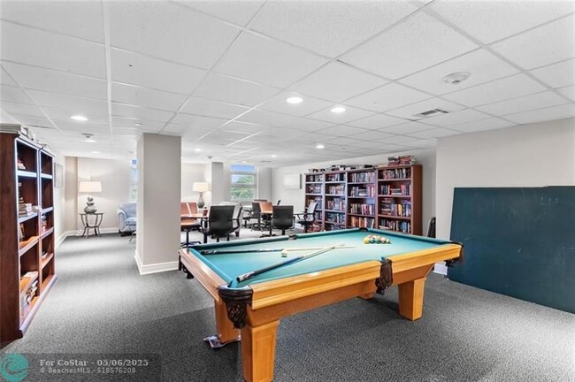 Building Photo - 525 N Ocean Blvd