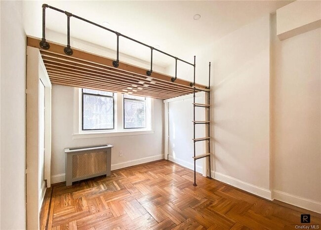 Building Photo - 100 Suffolk St