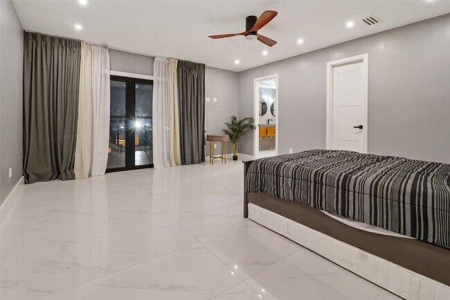 Building Photo - 3212 Preston Hills Cir