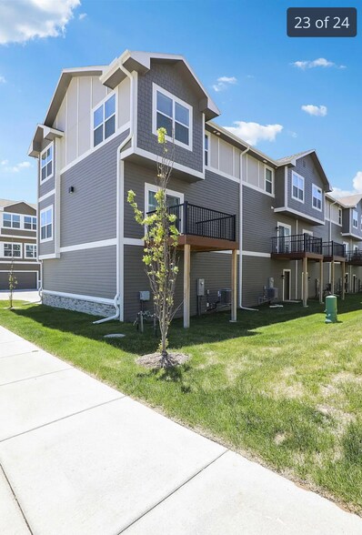 Building Photo - 20872 S Ct