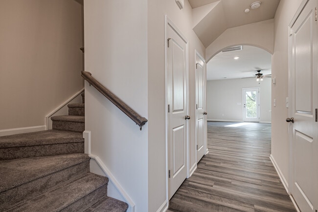 Building Photo - 13045 Cottage Crst Ln