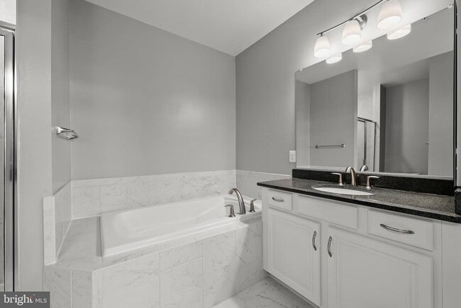 Building Photo - 1304 Ribbon Limestone Terrace SE