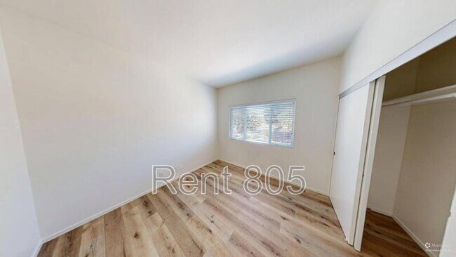 Building Photo - 4830 Terrace Ave