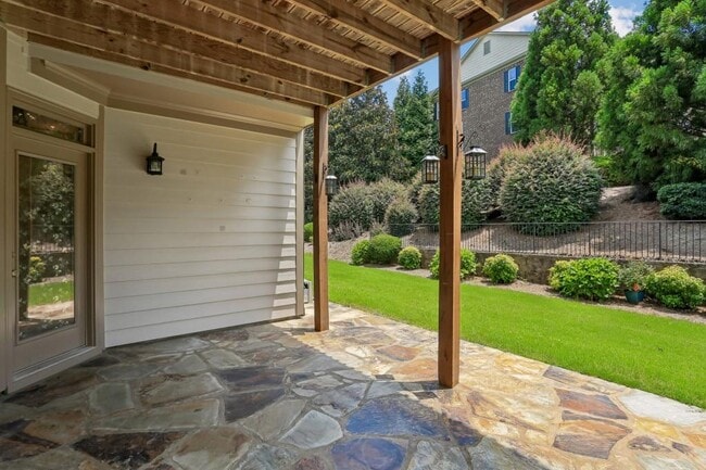 Building Photo - 1641 Danbury Parc Pl