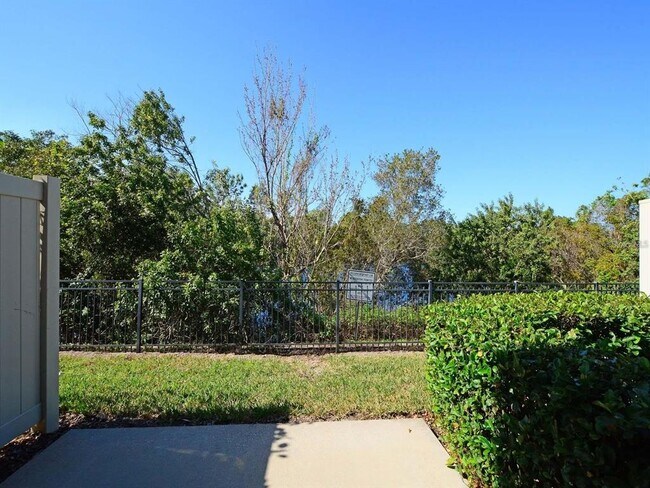 Building Photo - 2120 Rookery Ln