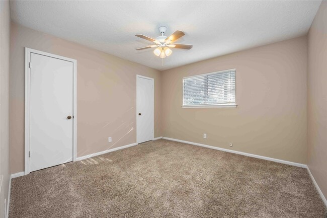 Building Photo - 5411 Mossy Timbers Dr