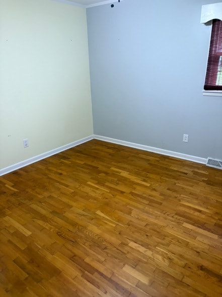 Building Photo - 1205 Carroll Dr