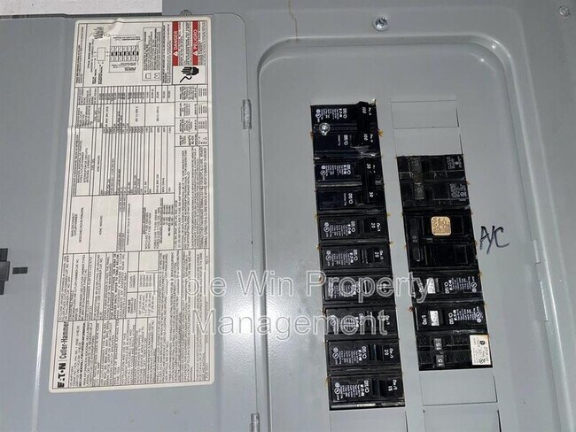 Building Photo - 10203 Trio Ln