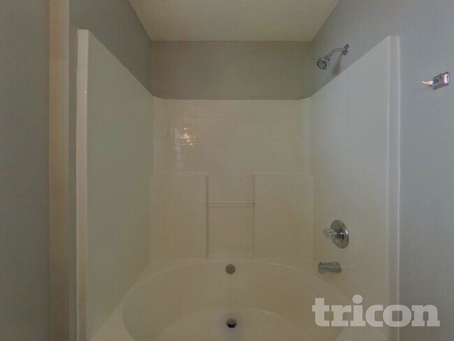 Building Photo - 434 Tribune Dr