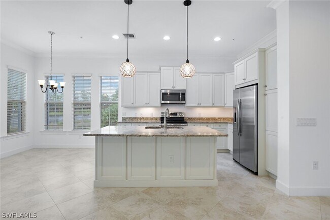 Building Photo - 6549 Dominica Dr