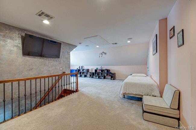 Building Photo - 37 Crescent Cove Cir
