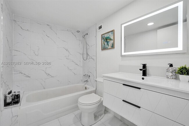 Building Photo - 1600 S Ocean Dr