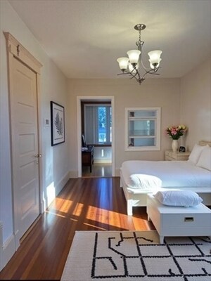 Building Photo - 85 River St