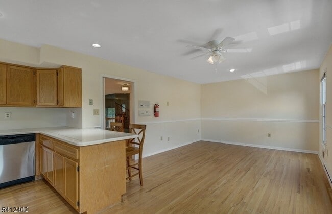 Building Photo - 4 Dearburn Ct