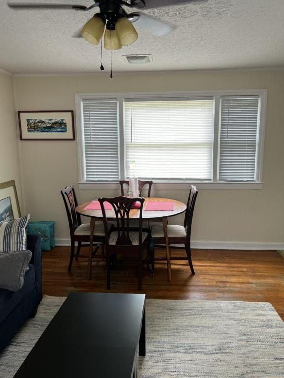 Building Photo - 208 Miller St