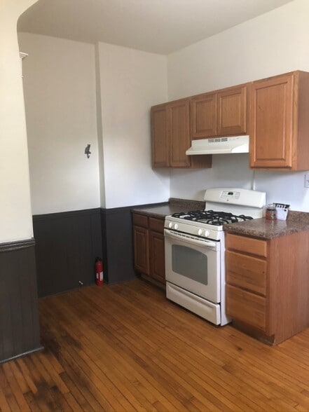 Building Photo - 1417 4th St