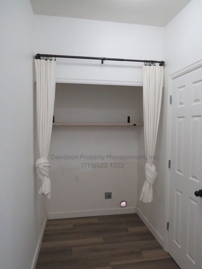 Building Photo - 6369 Cache Dr