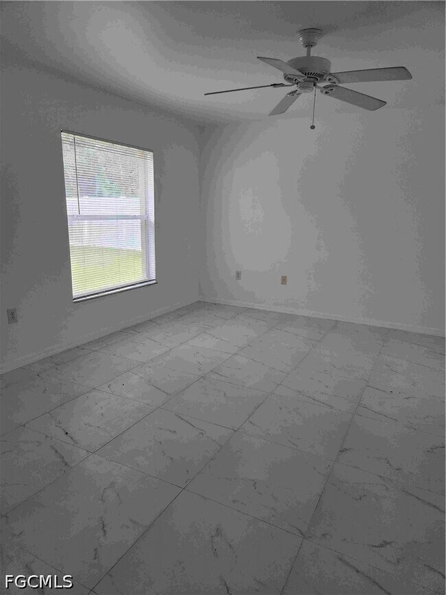 Building Photo - 14980 Coopers Hawk Way