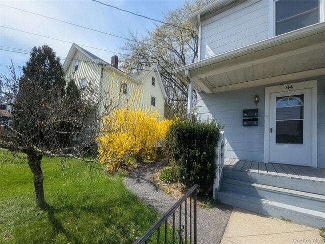 Building Photo - 84 Orange Ave