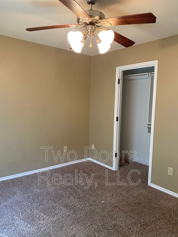 Building Photo - 7921 Frye Ln