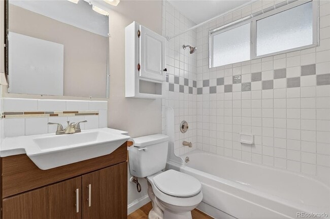 Building Photo - 500 Del Norte St