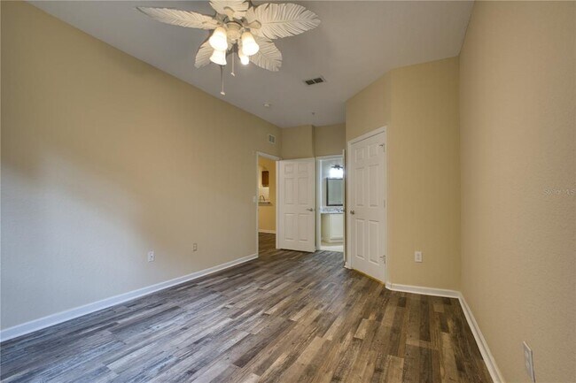 Building Photo - 6335 Contessa Dr
