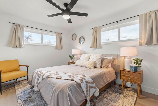 Building Photo - 9211 Highland Pl