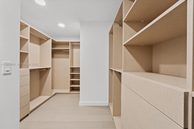 Building Photo - 501 West Ave