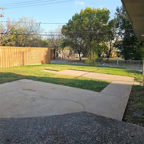 Building Photo - 1614 Matagorda Dr