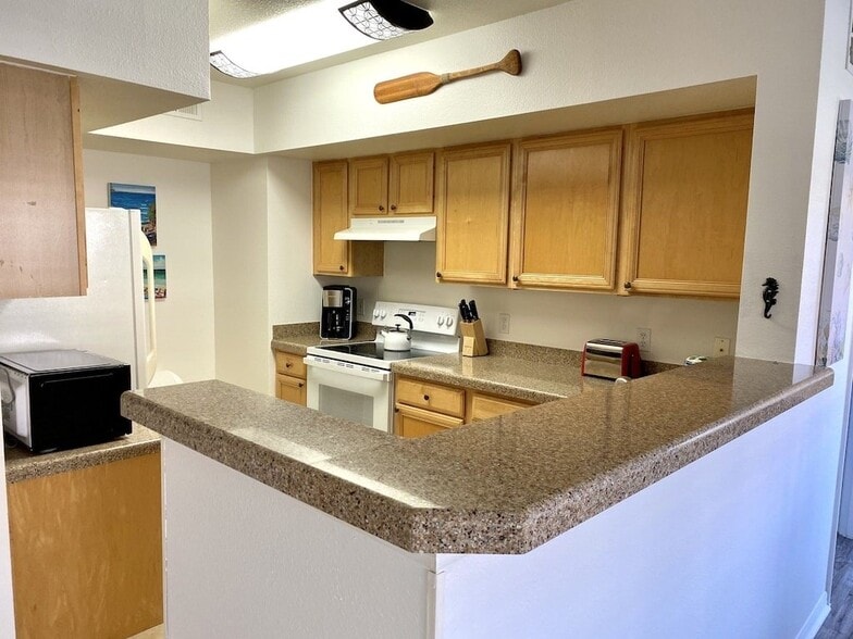 Building Photo - 1000 Villagio Cir