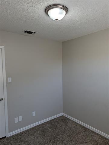 Building Photo - 424 Langley Ave