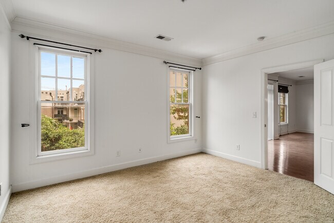 Building Photo - 3100 West End Cir